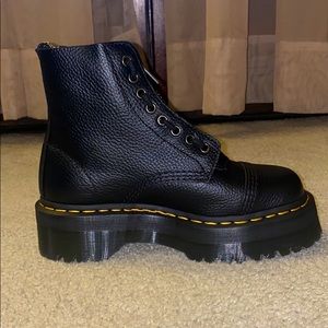*BRAND NEW* Sinclair Doc Martens Black